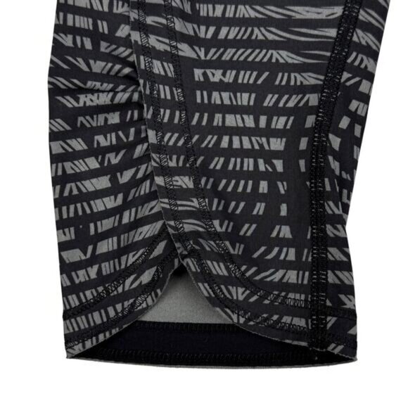 LULULEMON Run: Top Speed Crop Full-On Luxtreme Sz 4 Stripe Play Slate Black - Picture 9 of 9